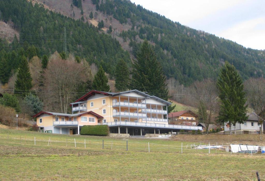 Edwards Apartment Millstatt Esterno foto